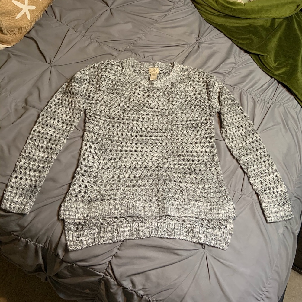 Gray sweater